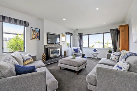Photo of property in 9 Ohau Place, Poraiti, Napier, 4112