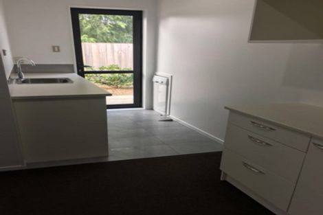 Photo of property in 12 Hampshire Court, Flagstaff, Hamilton, 3210