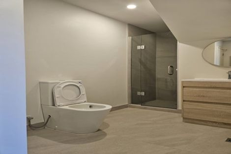 Photo of property in 11 Seymour Road, Sunnyvale, Auckland, 0612