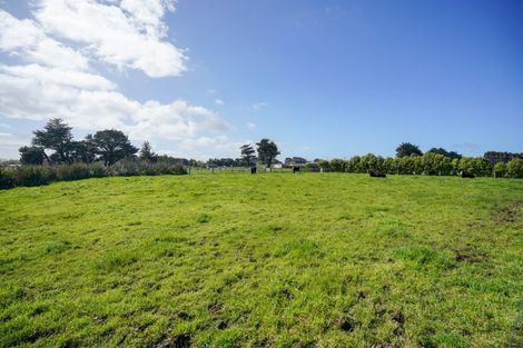 Photo of property in 37 Paremoremo Road, Lucas Heights, Auckland, 0632