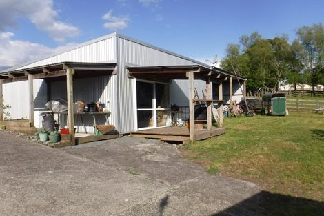 Photo of property in 615 Rotowaro Road, Huntly, 3771