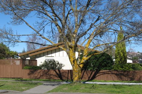 Photo of property in 1/160 Te Mata Road, Havelock North, 4130