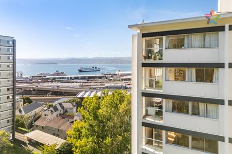 Photo of property in Grosvenor Flats, 19 Cottleville Terrace, Thorndon, Wellington, 6011