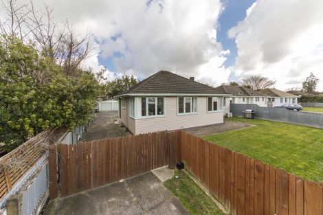 Photo of property in 6 Rochester Street, Awapuni, Palmerston North, 4412