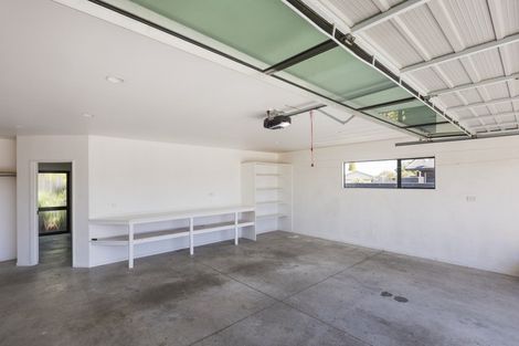 Photo of property in 16 Tudor Grove, Feilding, 4702