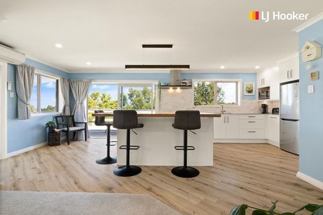 Photo of property in 8 Salmond Street, Halfway Bush, Dunedin, 9010