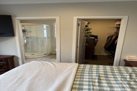 Photo of property in 23a Howard Road, Taradale, Napier, 4112