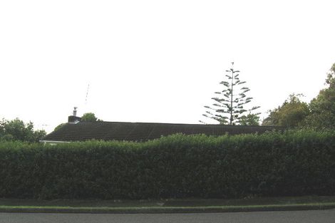 Photo of property in 21 Sherwood Avenue, Te Atatu South, Auckland, 0610