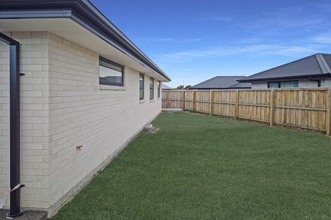 Photo of property in 9 Yates Place, Amberley, 7410