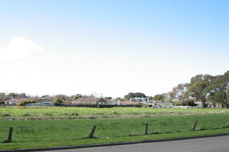 Photo of property in 2 Barnett Drive, Marton, 4710