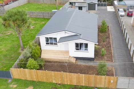 Photo of property in 22 Churchill Crescent, Shannon, 4821