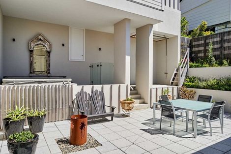 Photo of property in 6 Wilkinson Street, Oriental Bay, Wellington, 6011