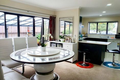 Photo of property in 23 Roy Douglas Place, Favona, Auckland, 2024