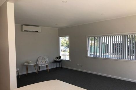 Photo of property in 33 Alma Road, Milford, Auckland, 0620