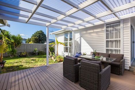 Photo of property in 2 Kawatiri Grove, Wainuiomata, Lower Hutt, 5014