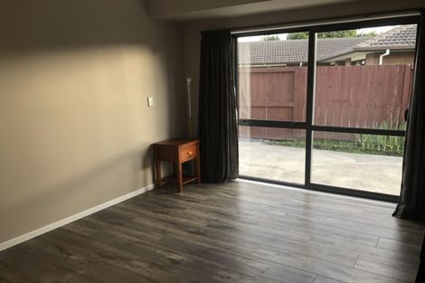 Photo of property in 22 Whitford Place, Rototuna North, Hamilton, 3210