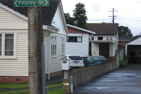 Photo of property in 2/19 Fitzroy Street, Papatoetoe, Auckland, 2104