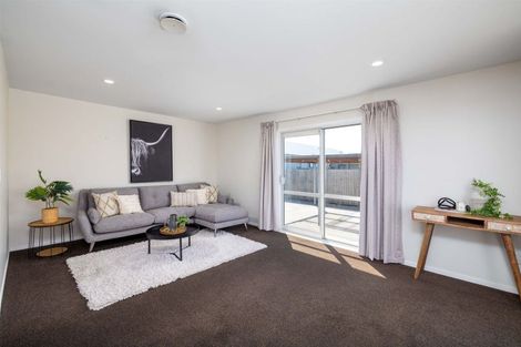 Photo of property in 7 Farnborough Street, Aranui, Christchurch, 8061