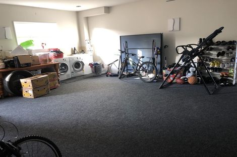 Photo of property in 1 Castlederg Drive, Flat Bush, Auckland, 2019