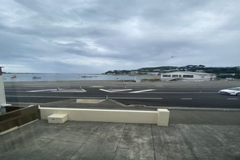 Photo of property in 230 The Esplanade, Island Bay, Wellington, 6023