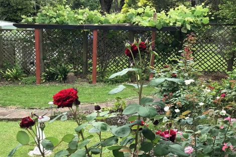 Photo of property in 53 Kaurilands Road, Titirangi, Auckland, 0604