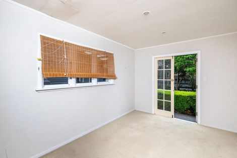 Photo of property in 37 Sackville Street, Martinborough, 5711