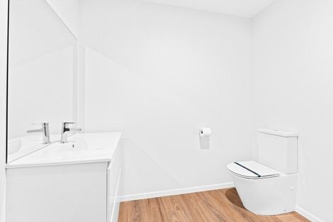 Photo of property in 6/4 Tawhai Street, Stokes Valley, Lower Hutt, 5019
