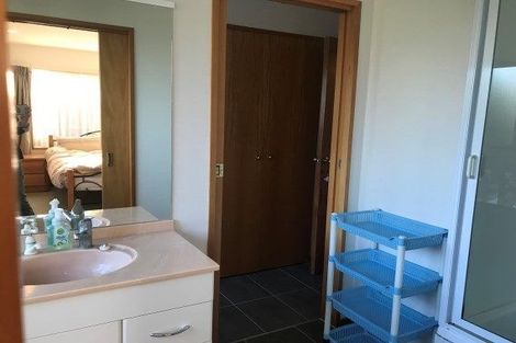 Photo of property in 1/286 Ilam Road, Burnside, Christchurch, 8053