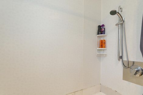 Photo of property in 6 Rochester Street, Awapuni, Palmerston North, 4412