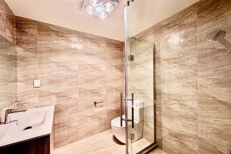 Photo of property in 50d Greenmeadows Avenue, Manurewa East, Auckland, 2102