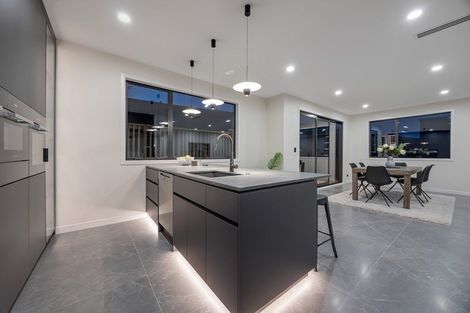 Photo of property in 8 Koheru Place, Long Bay, 0630