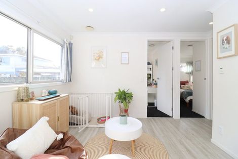 Photo of property in 39 Reelick Avenue, Pakuranga Heights, Auckland, 2010