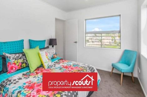 Photo of property in 8 Karauria Lane, Orewa, 0931