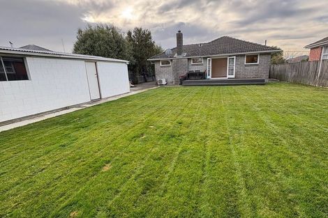 Photo of property in 80 Daniels Road, Redwood, Christchurch, 8051
