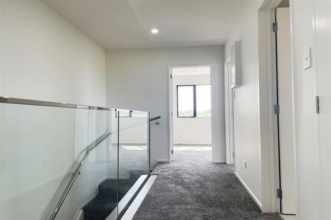 Photo of property in 6 Harikoa Way, Karaka, 2113