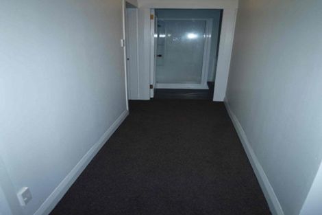 Photo of property in 24 Garden Road, Northland, Wellington, 6012