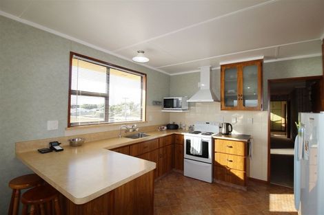 Photo of property in 20 Magdala Street, Kakanui, Oamaru, 9495