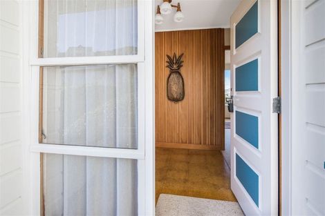 Photo of property in 28 Fairburn Grove, Johnsonville, Wellington, 6037