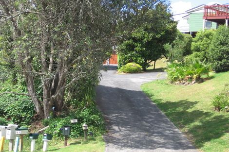 Photo of property in 16 Glencoe Road, Browns Bay, Auckland, 0630