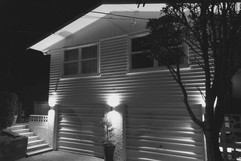 Photo of property in 32 Oswald Crescent, Paparangi, Wellington, 6037