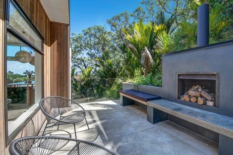 Photo of property in 167 Motutara Road, Muriwai, Waimauku, 0881