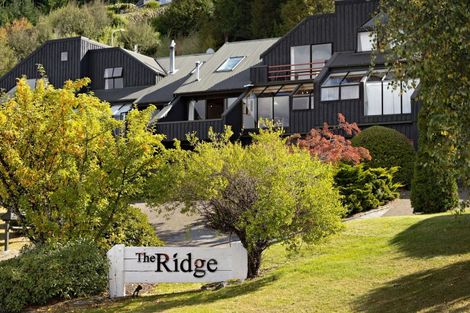 Photo of property in 19 Goldfield Heights, Queenstown, 9300