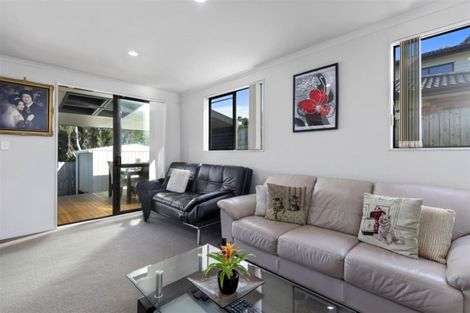 Photo of property in 53 Cityview Place, Massey, Auckland, 0614