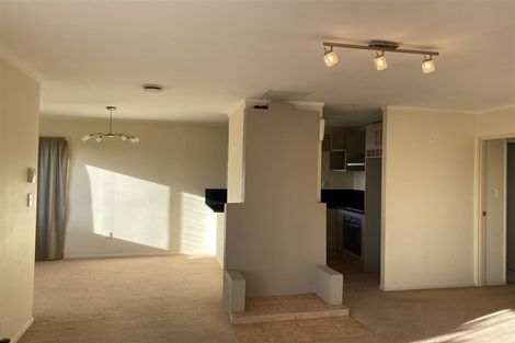 Photo of property in 8a Croydon Road, New Lynn, Auckland, 0600