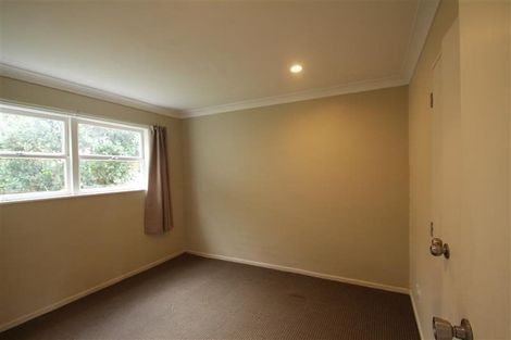 Photo of property in 77 Lake Road, Northcote, Auckland, 0627