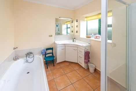 Photo of property in 72a Peakes Road, Springvale, Whanganui, 4501
