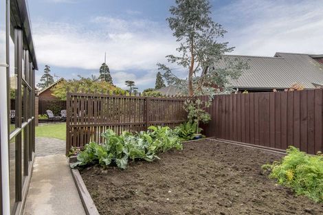 Photo of property in 2/5 Wynand Place, Sockburn, Christchurch, 8042