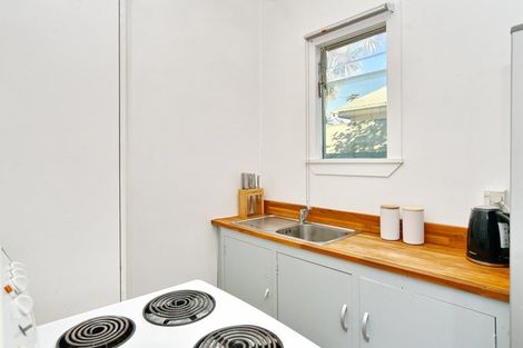Photo of property in 16 Falcon Street, New Brighton, Christchurch, 8061