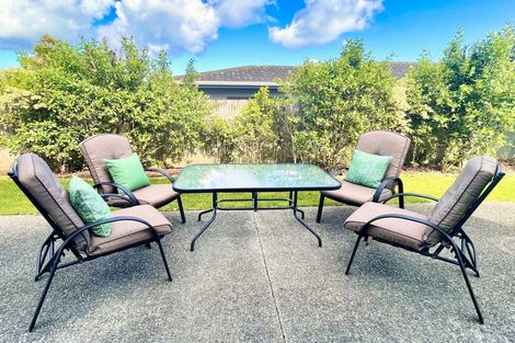 Photo of property in 28b James Cook Drive, Whitby, Porirua, 5024