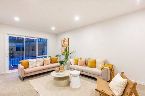 Photo of property in 49 Cleat Street, Whitby, Porirua, 5024